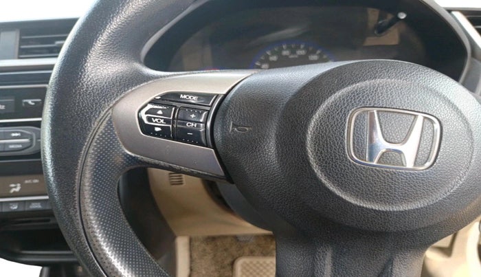 2016 Honda Amaze 1.5L I-DTEC S, Diesel, Manual, 1,23,566 km, interior