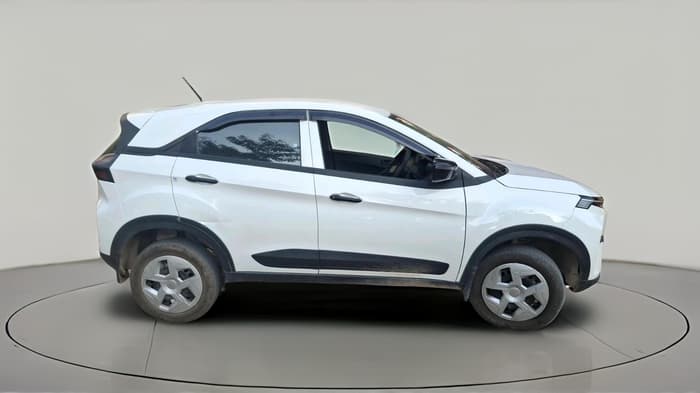 2026 Tata NEXON SMART+ 1.2 PETROL, Petrol, Manual, 5,915 km, exterior