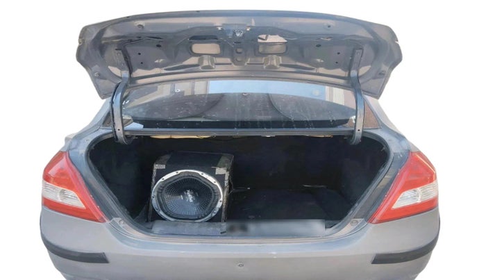 2013 Maruti Swift Dzire VDI, Diesel, Manual, 1,12,447 km, exterior