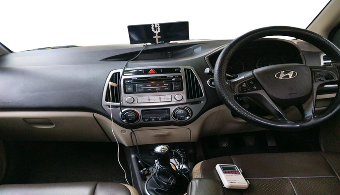 2013 Hyundai i20 ASTA 1.2, Petrol, Manual, 1,03,338 km, interior