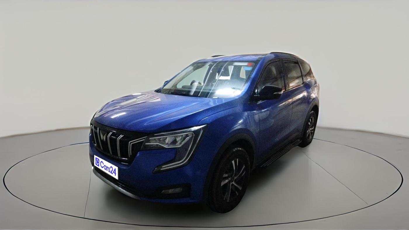 2022 Mahindra XUV700 AX 5 P MT 7 STR, Petrol, Manual, 6,820 km, exterior