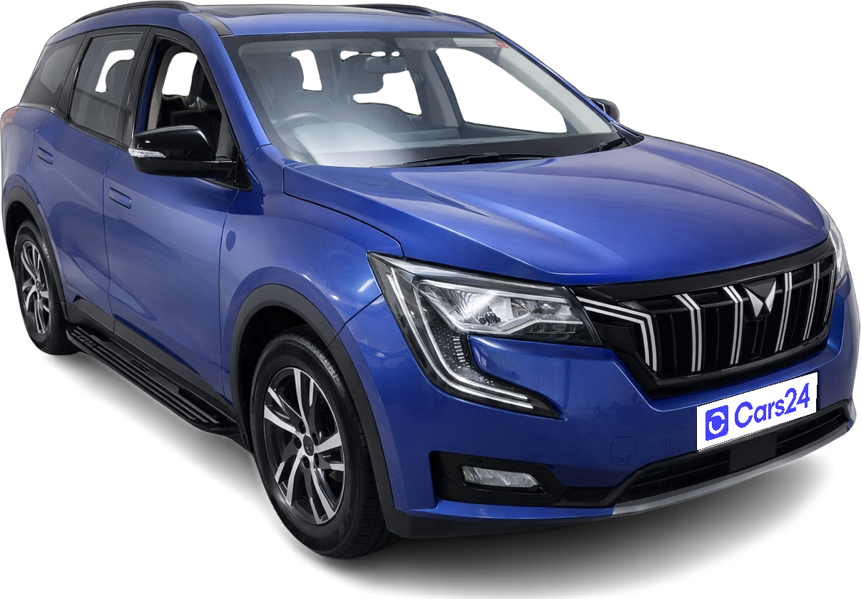 2022 Mahindra XUV700 - SUV - Petrol - Manual - ₹13.24 lakh