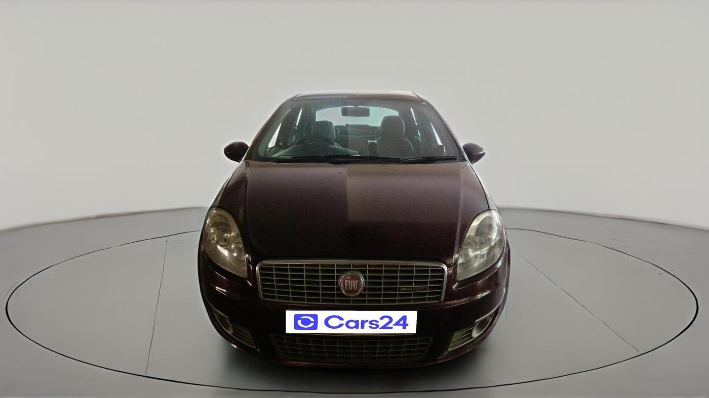 2011 Fiat Linea EMOTION 1.3, Diesel, Manual, 95,000 km, exterior