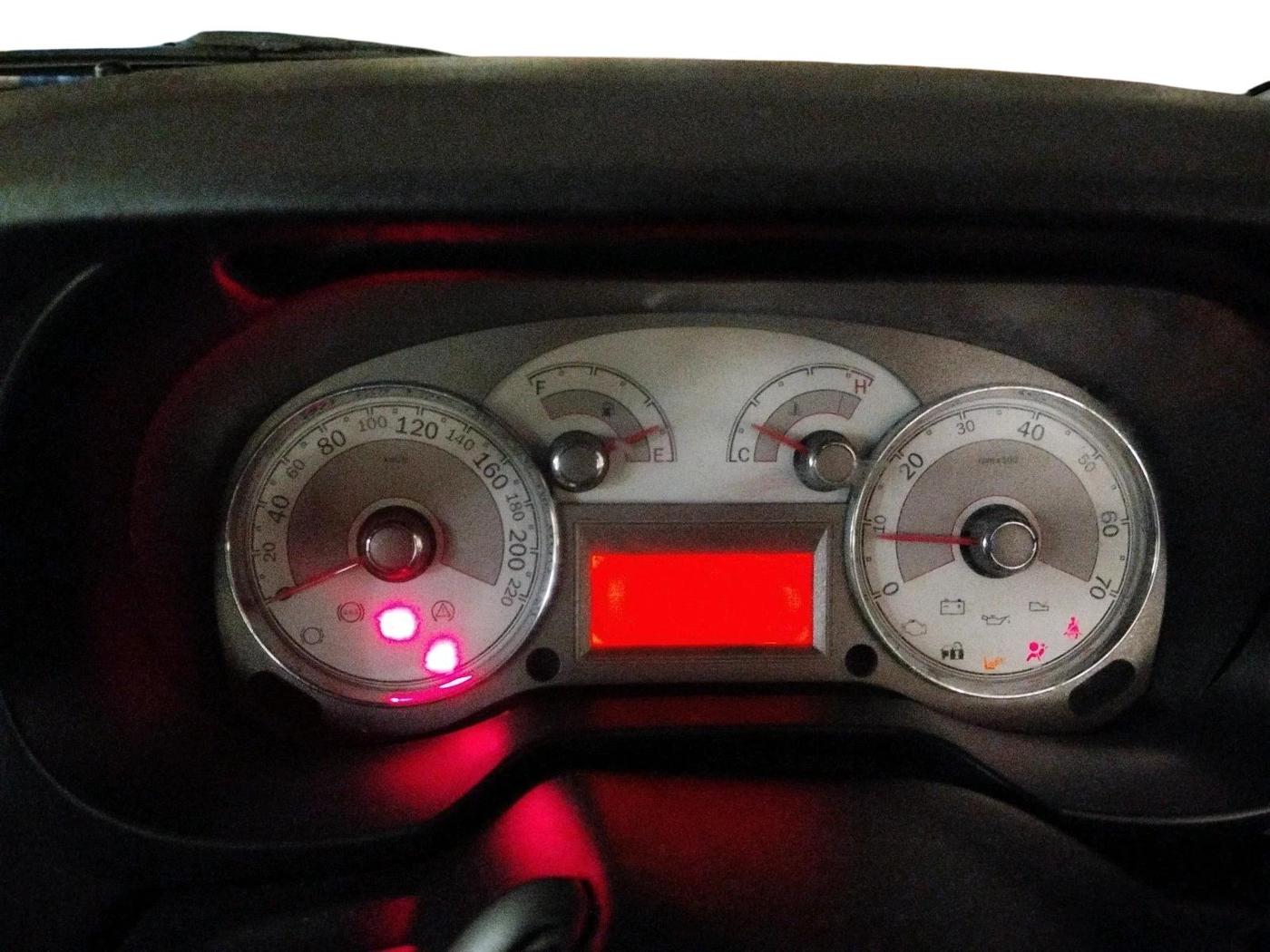 2011 Fiat Linea EMOTION 1.3, Diesel, Manual, 95,000 km, interior