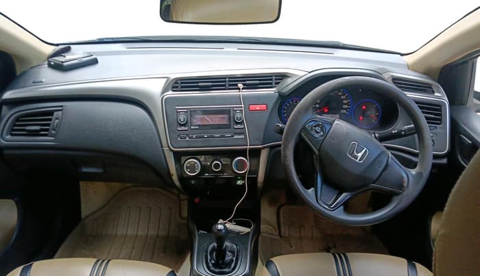 2014 Honda City 1.5L I-VTEC S MT, Petrol, Manual, 1,72,901 km, interior