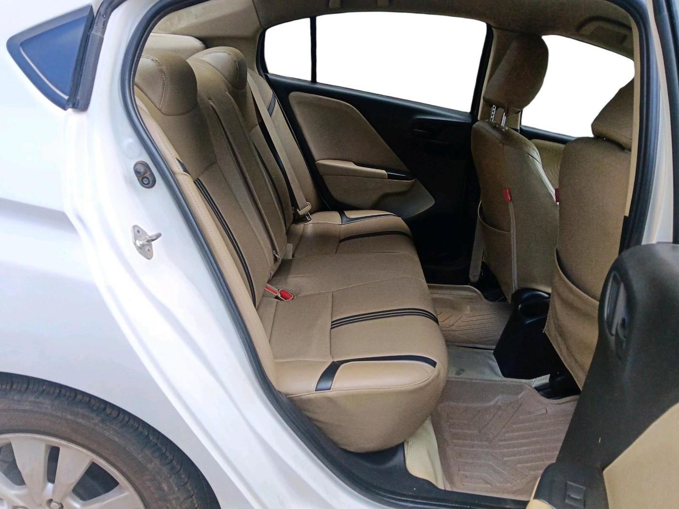 2014 Honda City 1.5L I-VTEC S MT, Petrol, Manual, 1,72,901 km, interior