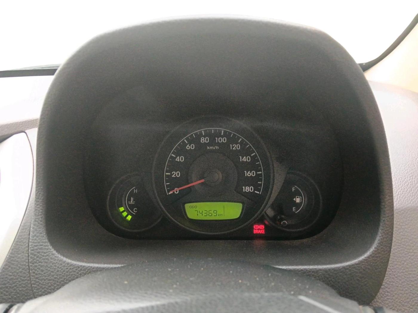 2013 Hyundai Eon ERA +, Petrol, Manual, 74,369 km, interior