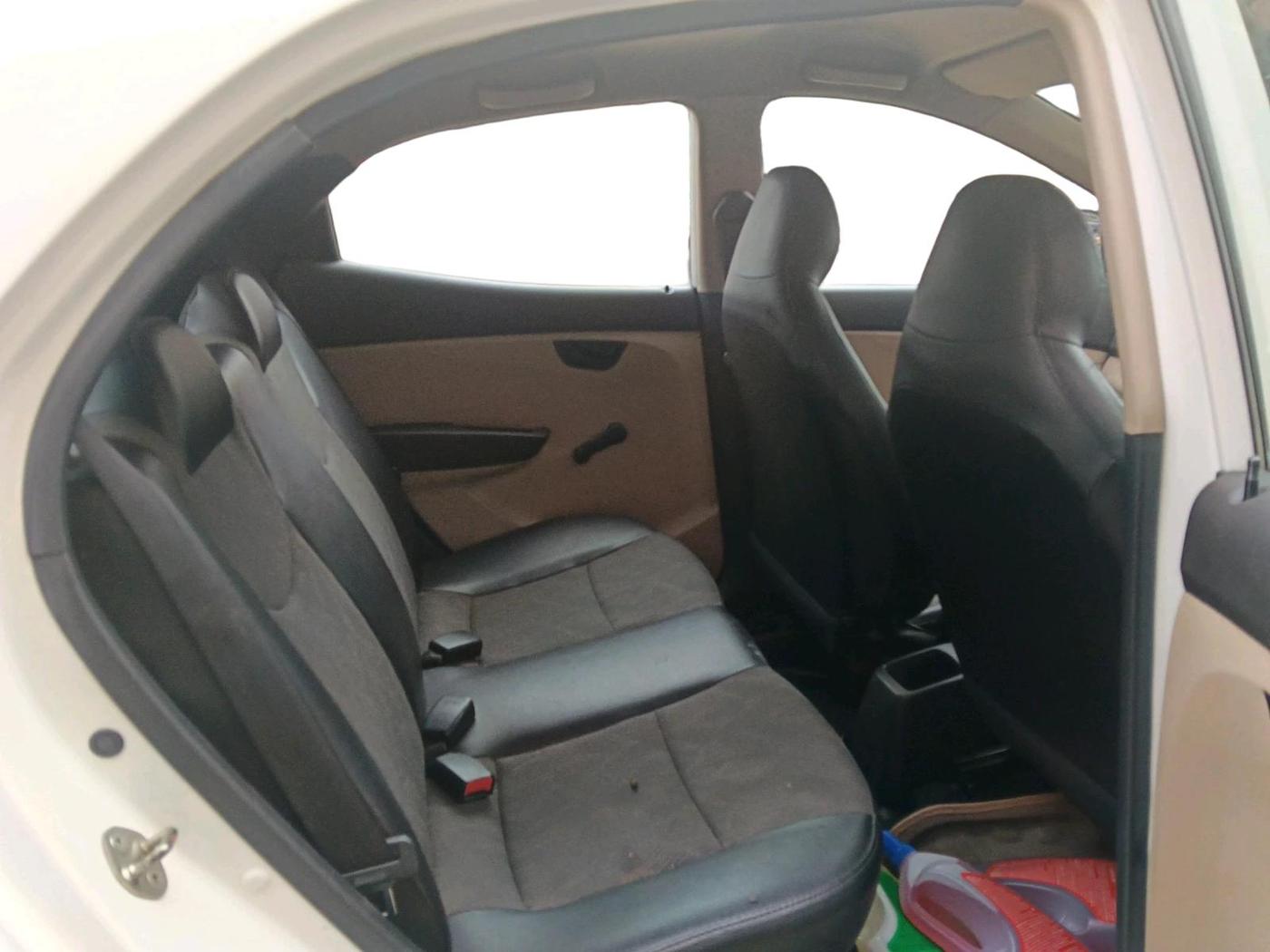 2013 Hyundai Eon ERA +, Petrol, Manual, 74,369 km, interior