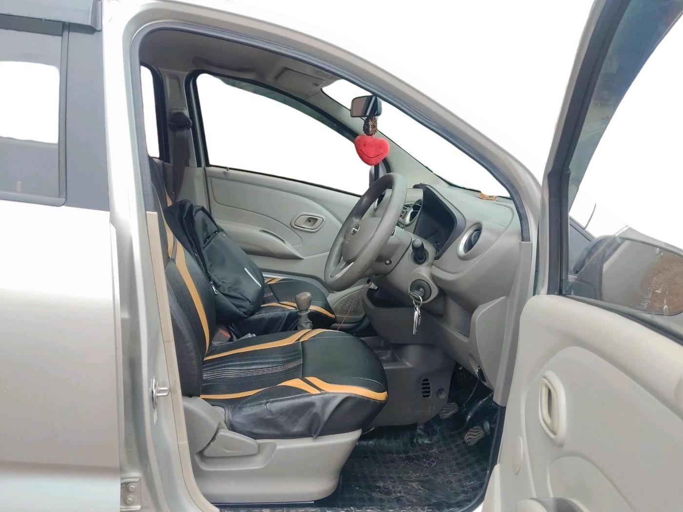 2017 Datsun Redi Go S, Petrol, Manual, 73,933 km, interior