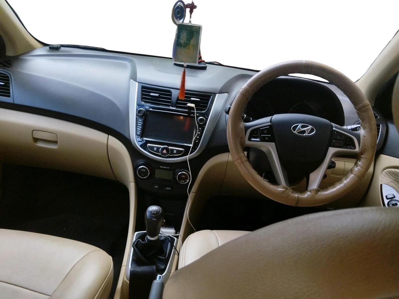2014 Hyundai Verna FLUIDIC 1.4 VTVT CX, Petrol, Manual, 73,660 km, interior