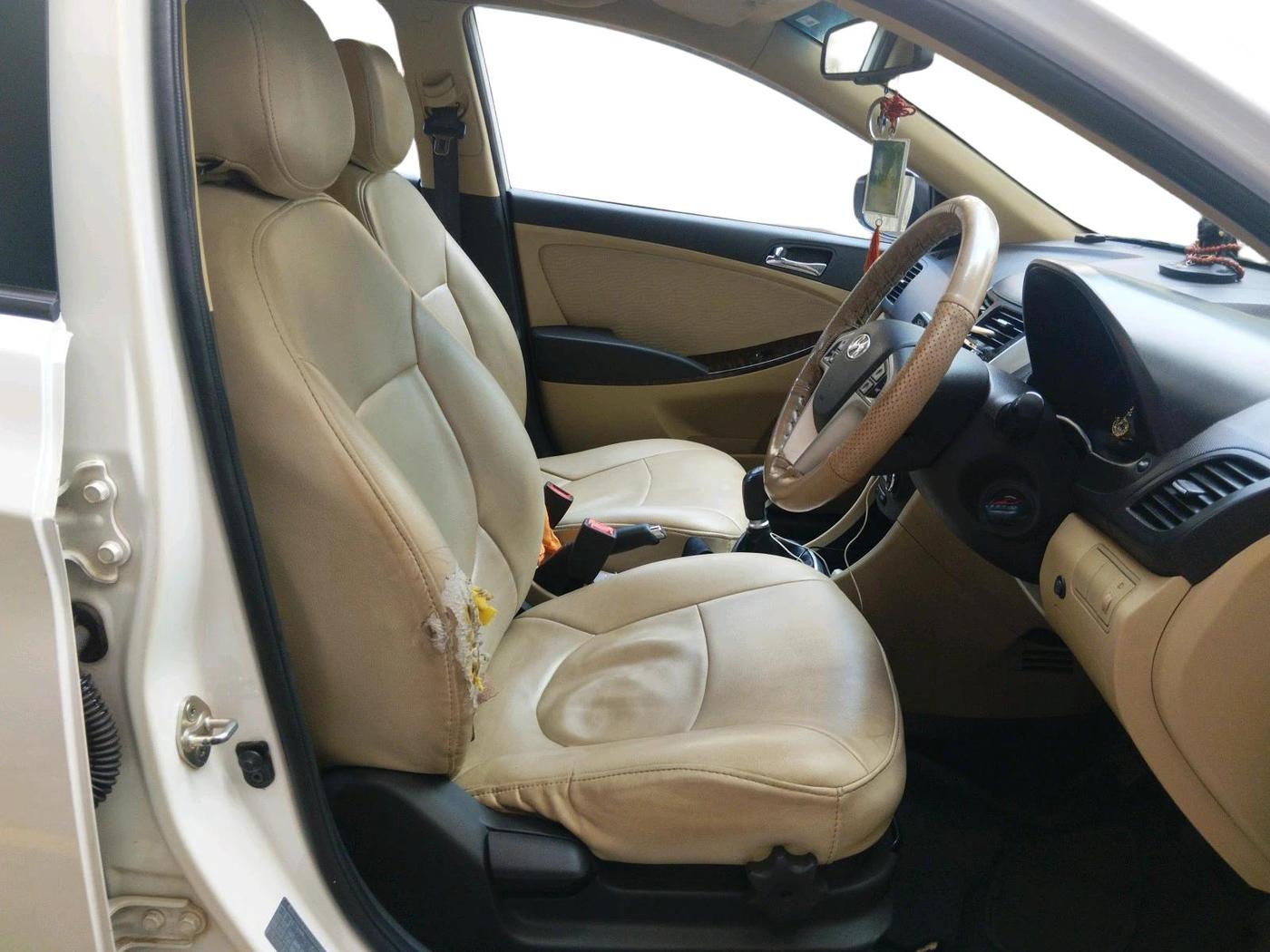 2014 Hyundai Verna FLUIDIC 1.4 VTVT CX, Petrol, Manual, 73,660 km, interior
