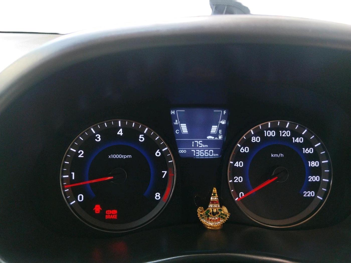 2014 Hyundai Verna FLUIDIC 1.4 VTVT CX, Petrol, Manual, 73,660 km, interior
