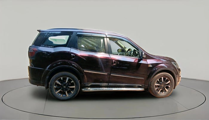 2018 Mahindra XUV500 W11, Diesel, Manual, 1,16,349 km, exterior