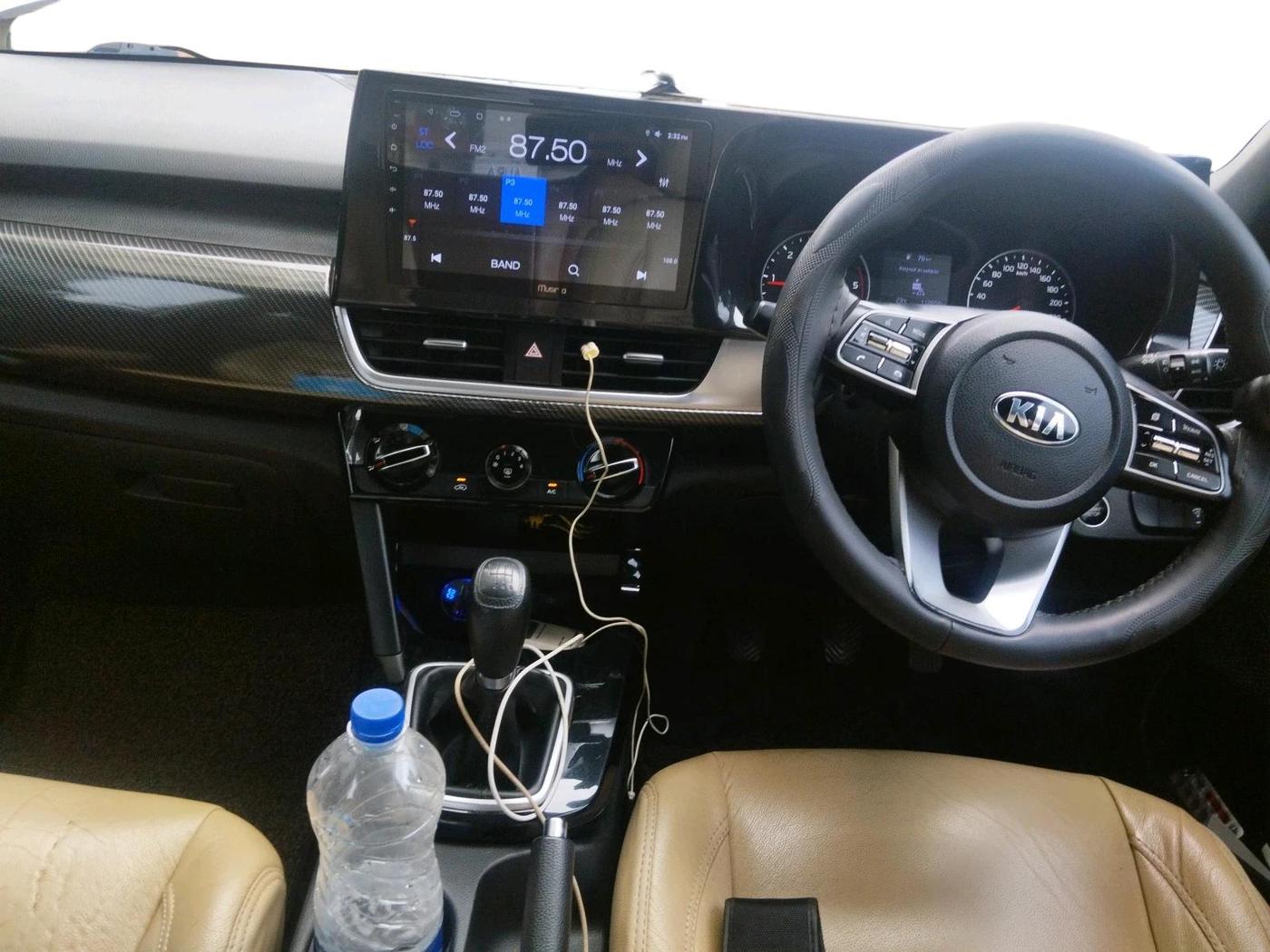 2020 KIA SELTOS HTK PLUS 1.5 DIESEL, Diesel, Manual, 1,12,658 km, interior