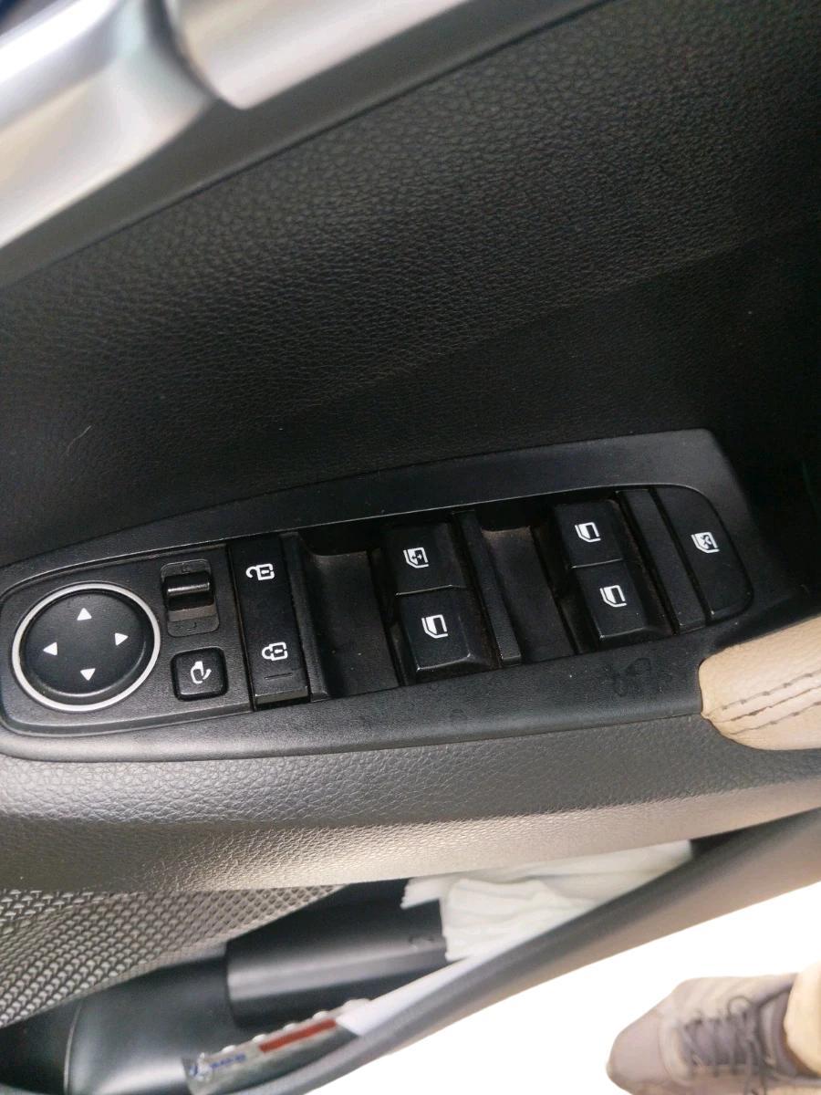 2020 KIA SELTOS HTK PLUS 1.5 DIESEL, Diesel, Manual, 1,12,658 km, interior
