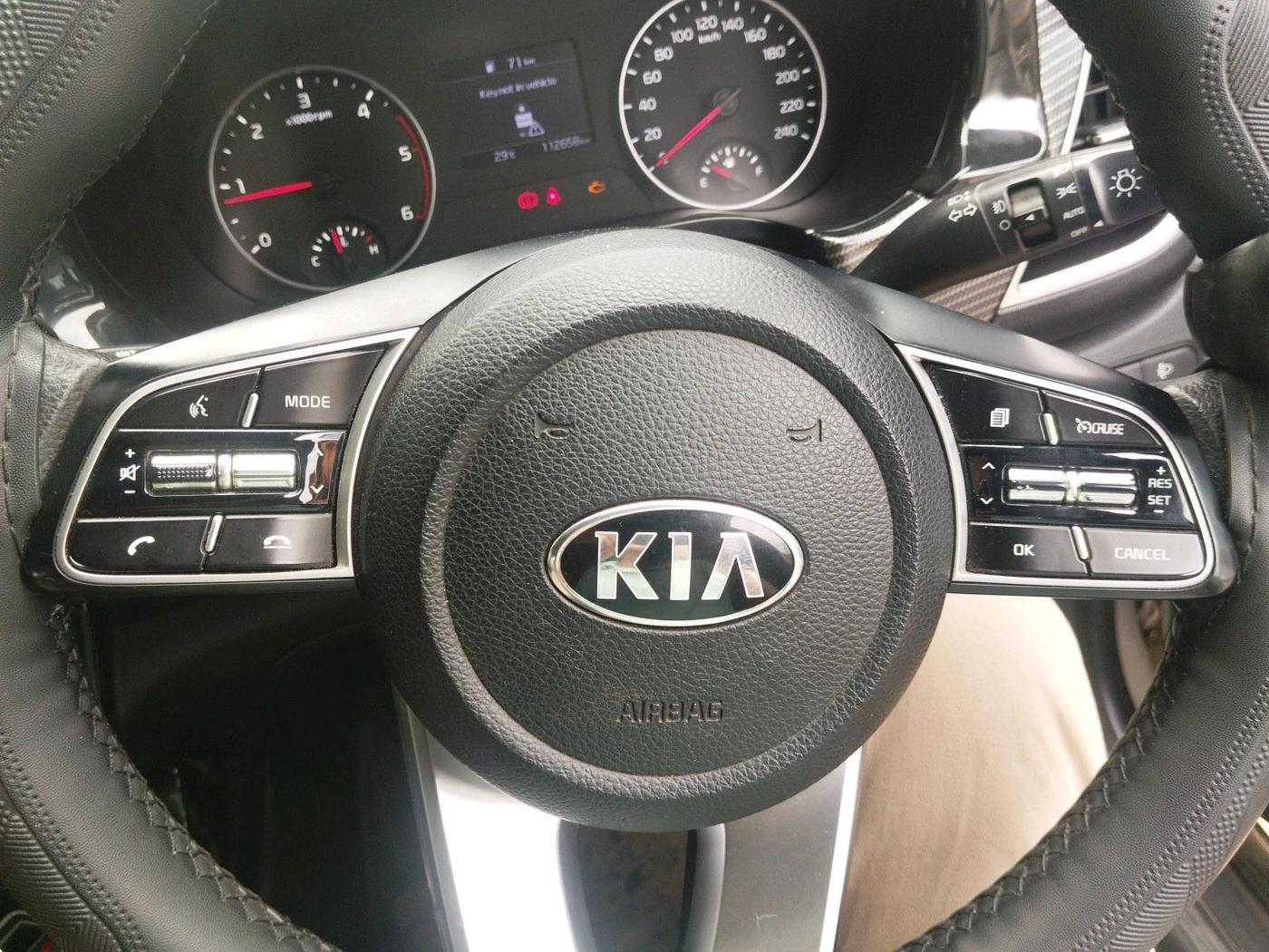 2020 KIA SELTOS HTK PLUS 1.5 DIESEL, Diesel, Manual, 1,12,658 km, interior