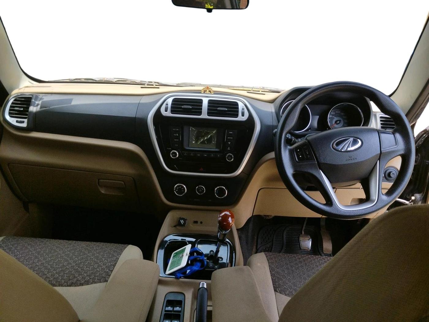 2016 Mahindra TUV300 T8 AMT, Diesel, Automatic, 58,773 km, interior