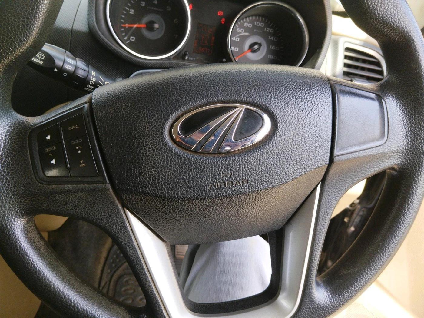 2016 Mahindra TUV300 T8 AMT, Diesel, Automatic, 58,773 km, interior