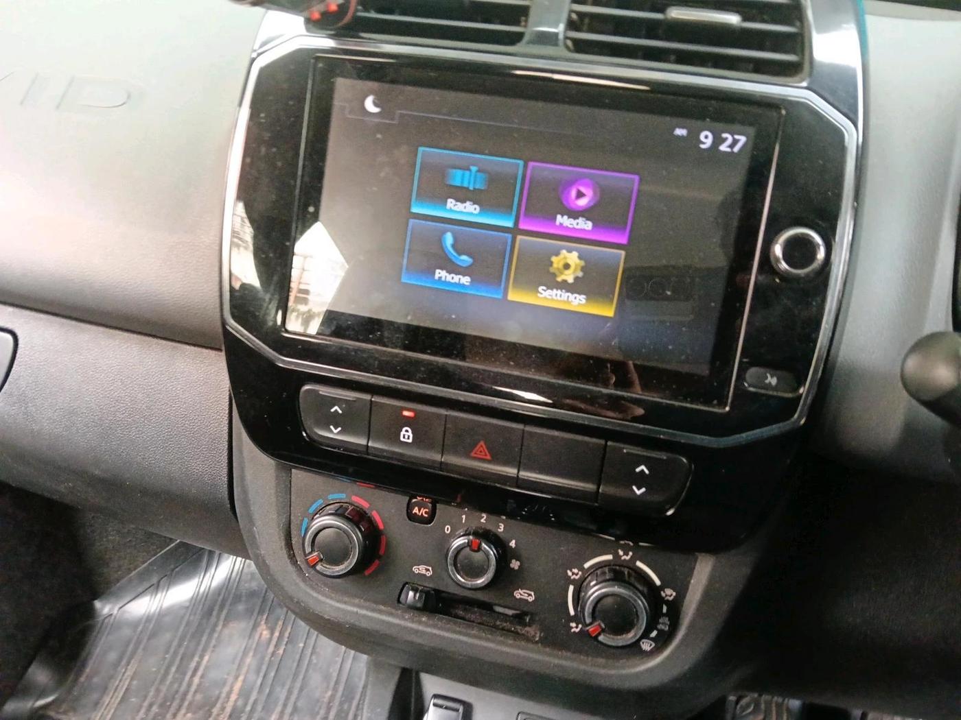 2020 Renault Kwid RXT 0.8, Petrol, Manual, 33,171 km, interior