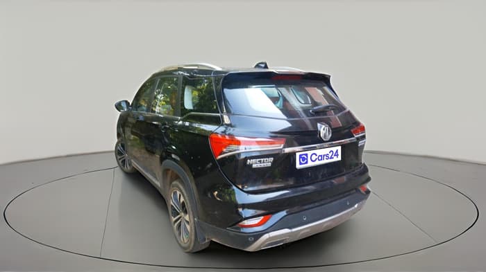 2021 MG HECTOR PLUS SMART 2.0 DIESEL TURBO MT 7-STR, Diesel, Manual, 1,24,598 km, exterior