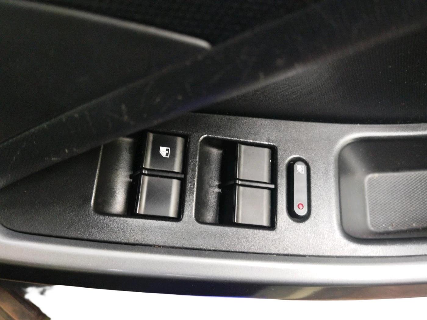 2022 Tata NEXON XM SUNROOF PETROL, Petrol, Manual, 37,411 km, interior