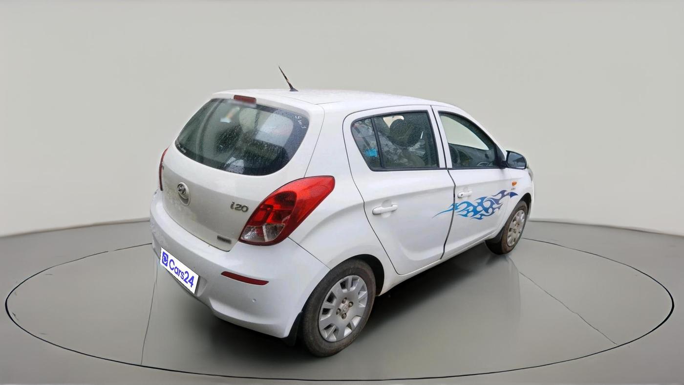 2013 Hyundai i20 MAGNA 1.2, Petrol, Manual, 64,084 km, exterior