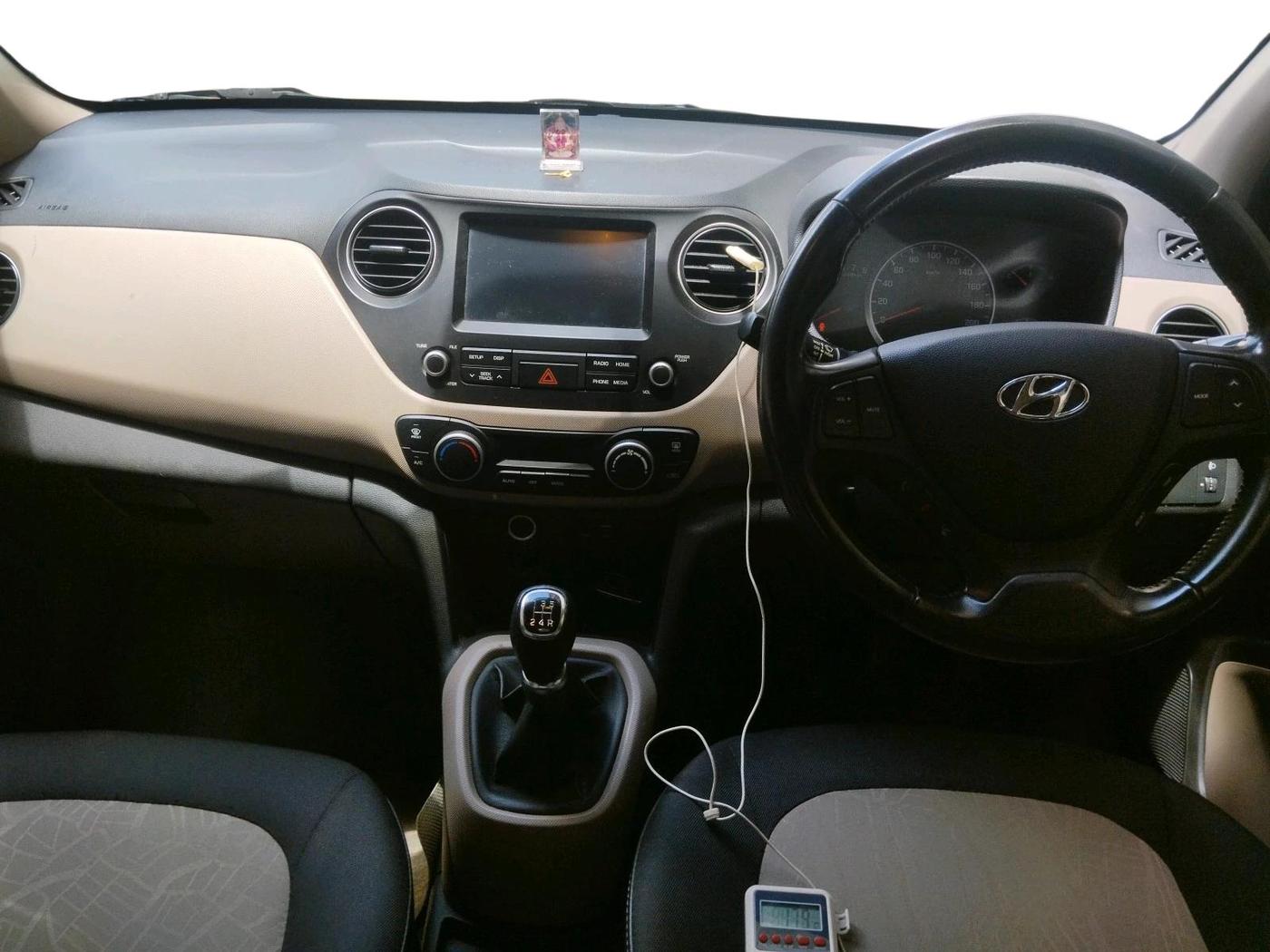 2018 Hyundai Grand i10 ASTA 1.2 KAPPA VTVT, Petrol, Manual, 31,095 km, interior