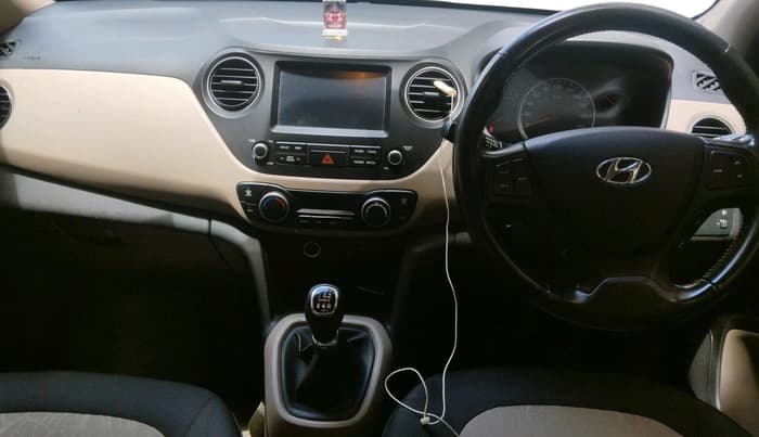 2018 Hyundai Grand i10 ASTA 1.2 KAPPA VTVT, Petrol, Manual, 31,095 km, interior