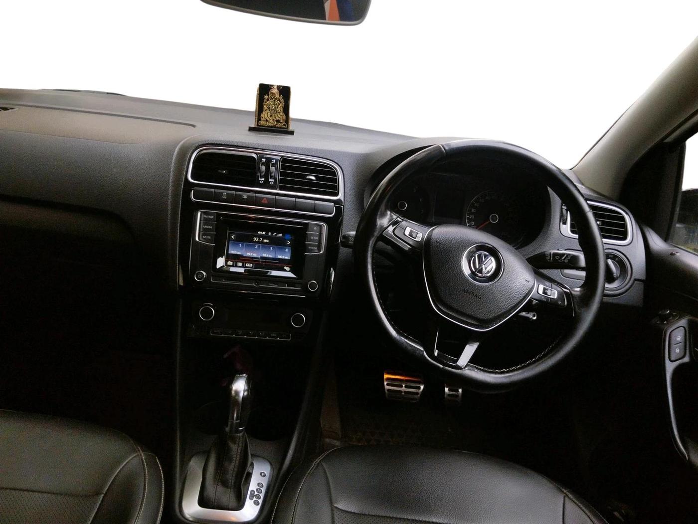 2017 Volkswagen Polo GT TSI AT, Petrol, Automatic, 1,11,960 km, interior