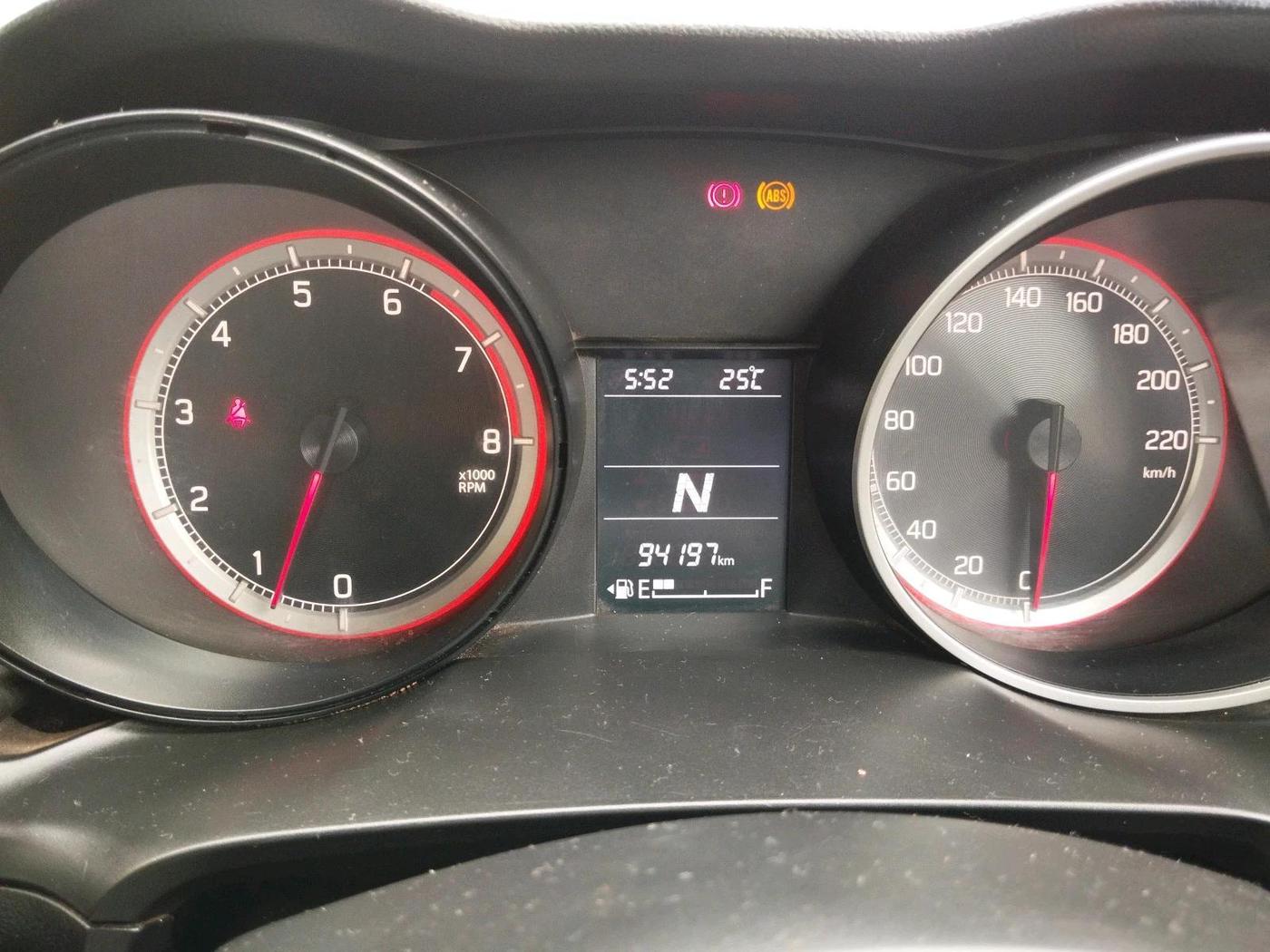 2018 Maruti Swift ZXI AMT, Petrol, Automatic, 94,197 km, interior