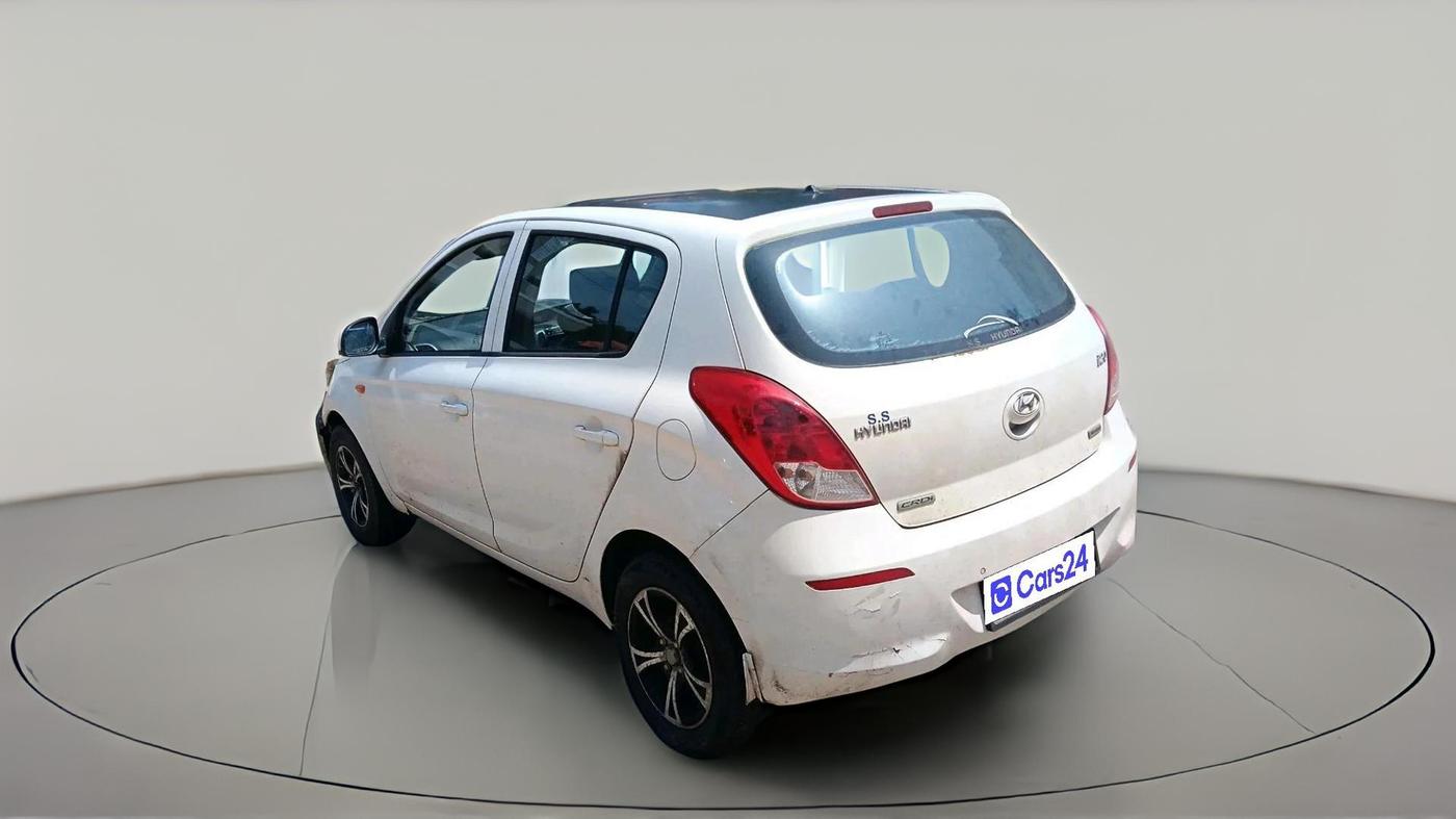 2012 Hyundai i20 MAGNA 1.4 CRDI, Diesel, Manual, 1,69,666 km, exterior