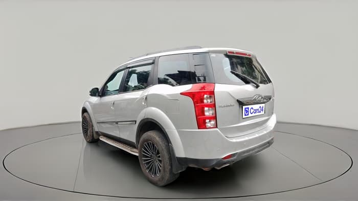 2018 Mahindra XUV500 W10 AT, Diesel, Automatic, 75,890 km, exterior