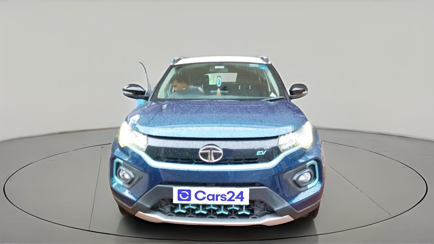 2020 Tata NEXON EV XZ PLUS, Electric, Automatic, 1,56,762 km, exterior