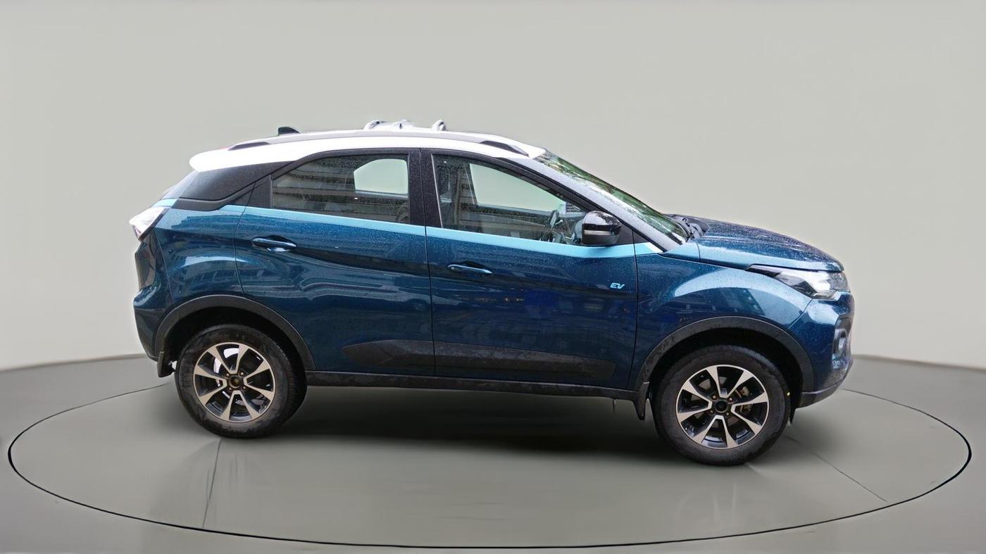 2020 Tata NEXON EV XZ PLUS, Electric, Automatic, 1,56,762 km, exterior
