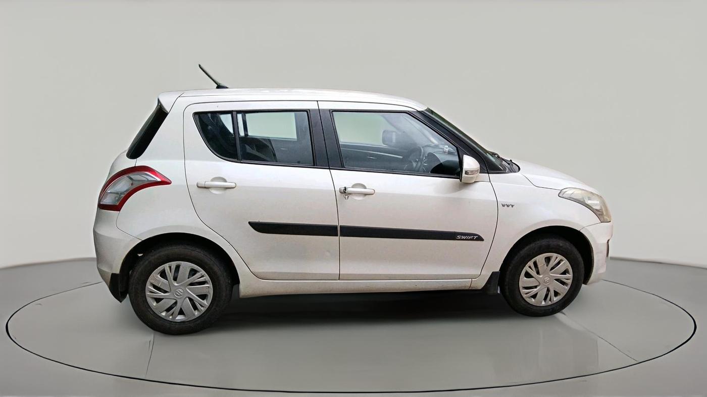 2015 Maruti Swift VXI, Petrol, Manual, 98,150 km, exterior
