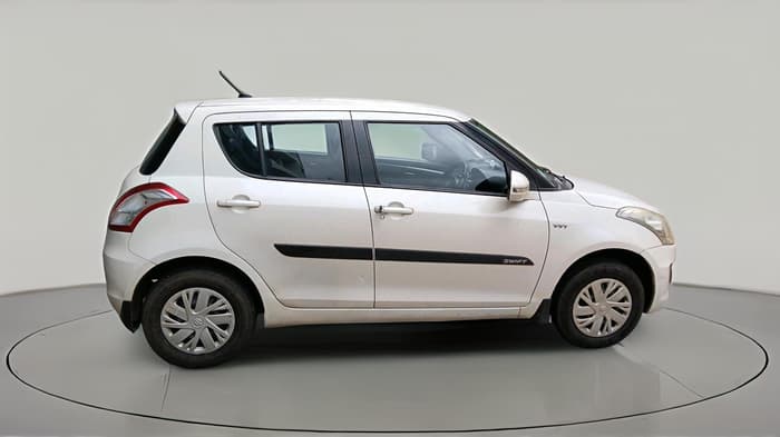 2015 Maruti Swift VXI, Petrol, Manual, 98,150 km, exterior