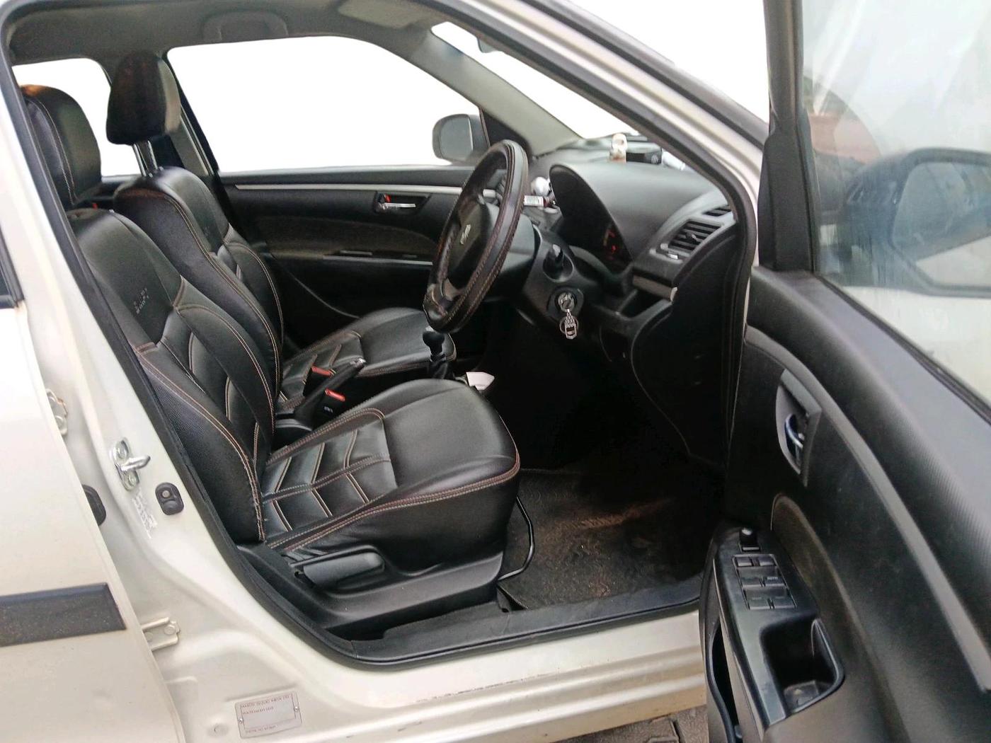 2015 Maruti Swift VXI, Petrol, Manual, 98,150 km, interior