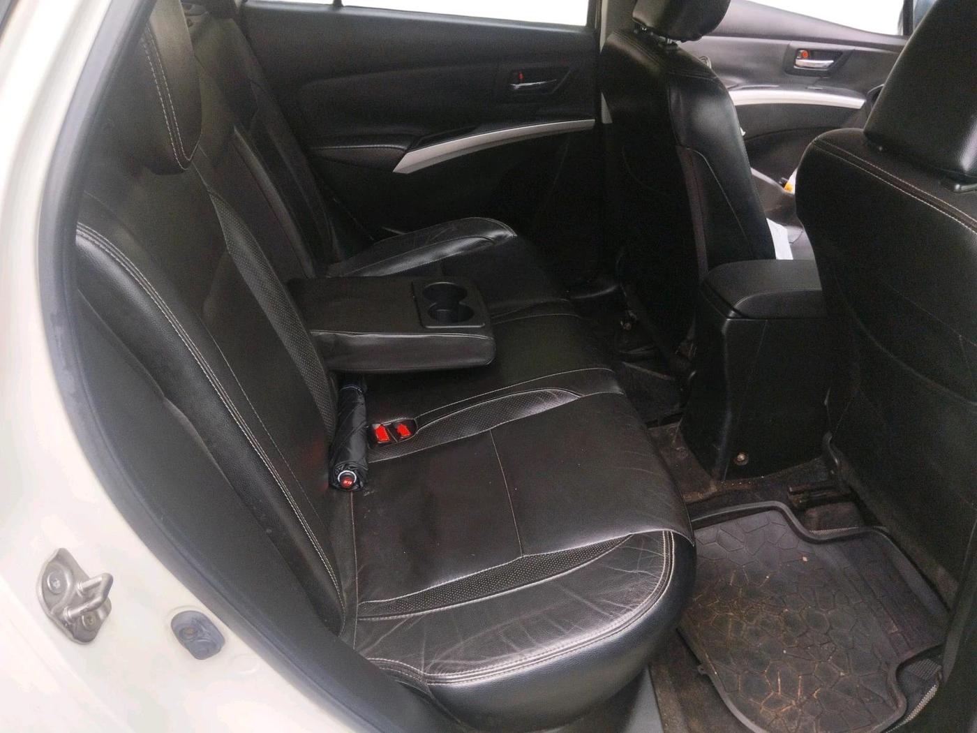 2017 Maruti S Cross ALPHA 1.6, Diesel, Manual, 69,941 km, interior