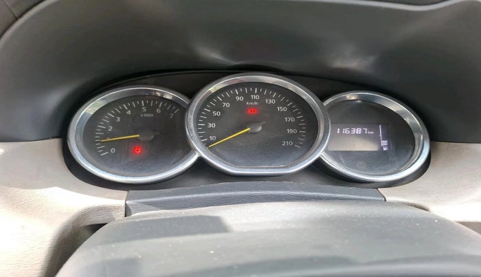 2015 Renault Duster 85 PS RXL DIESEL, Diesel, Manual, 1,16,387 km, interior