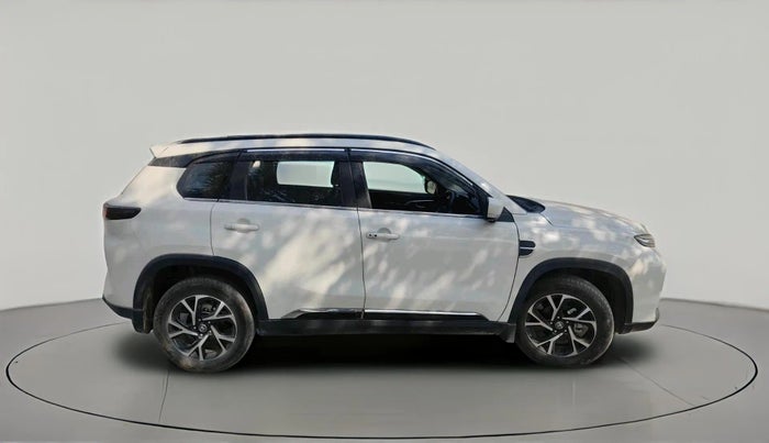 2025 Toyota URBAN CRUISER HYRYDER V NEO DRIVE, Petrol, Manual, 11,682 km, exterior