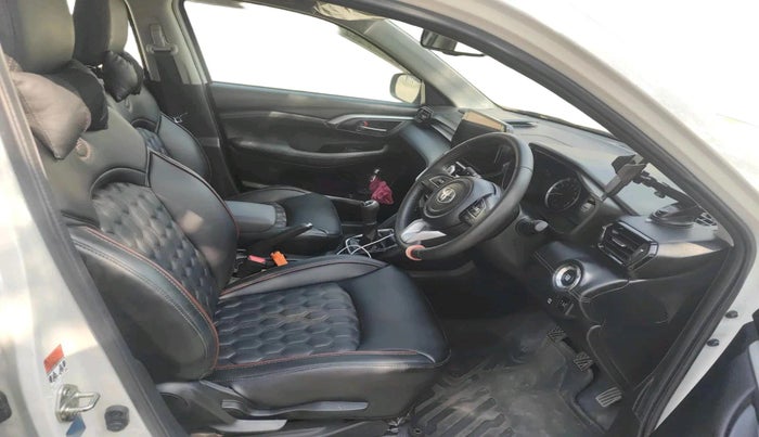 2025 Toyota URBAN CRUISER HYRYDER V NEO DRIVE, Petrol, Manual, 11,682 km, interior