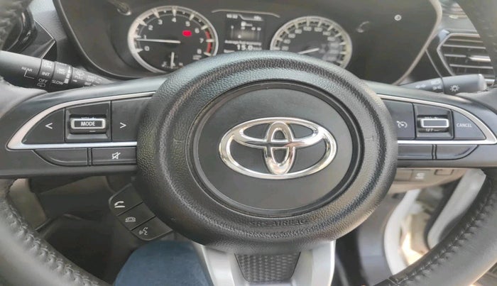 2025 Toyota URBAN CRUISER HYRYDER V NEO DRIVE, Petrol, Manual, 11,682 km, interior
