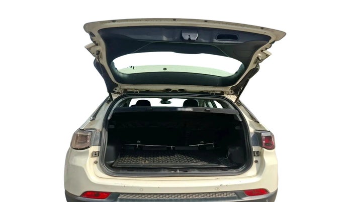 2017 Jeep Compass LONGITUDE (O) 2.0 DIESEL, Diesel, Manual, 1,46,428 km, exterior