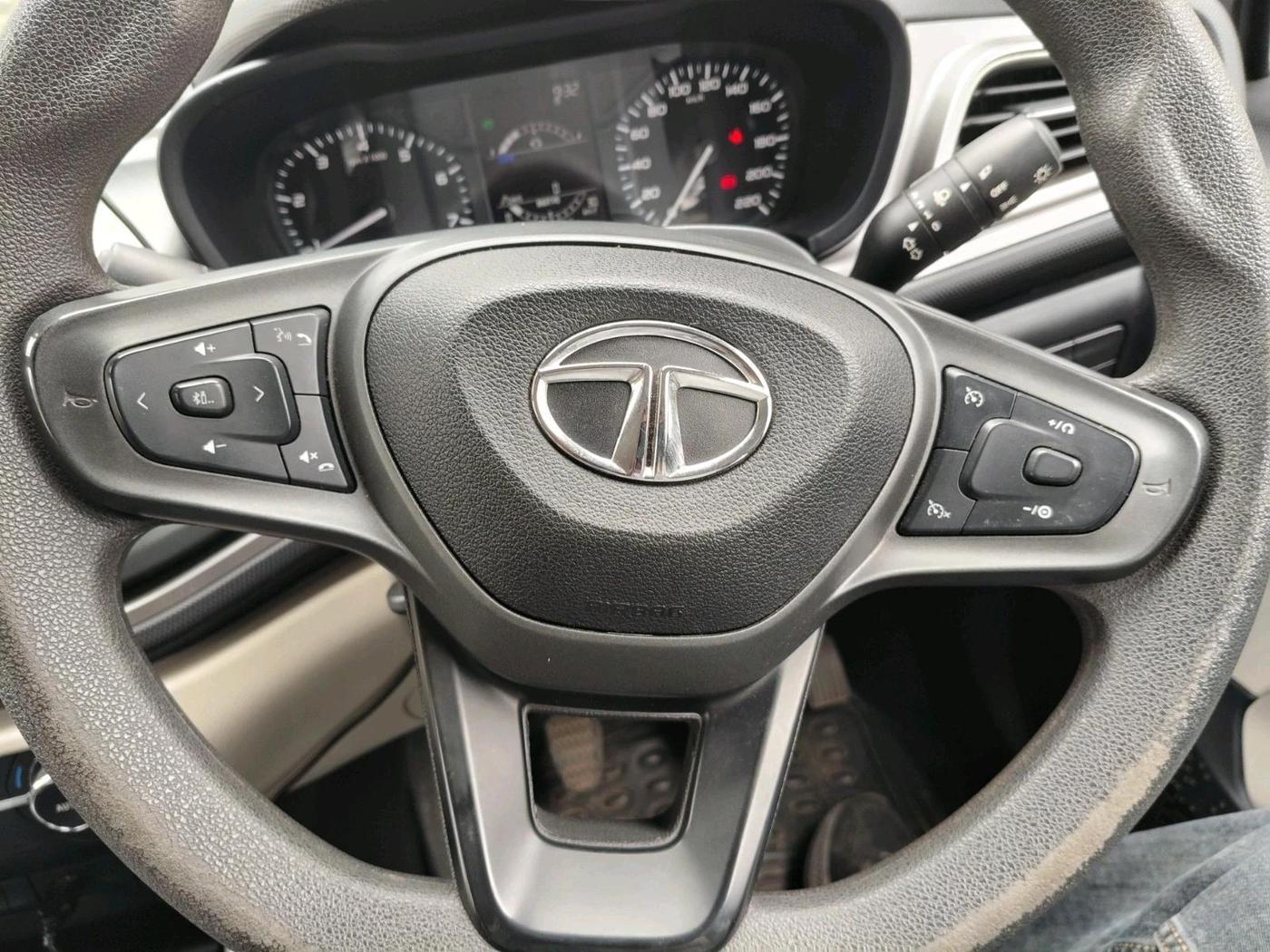 2021 Tata ALTROZ XZ PETROL, Petrol, Manual, 13,725 km, interior