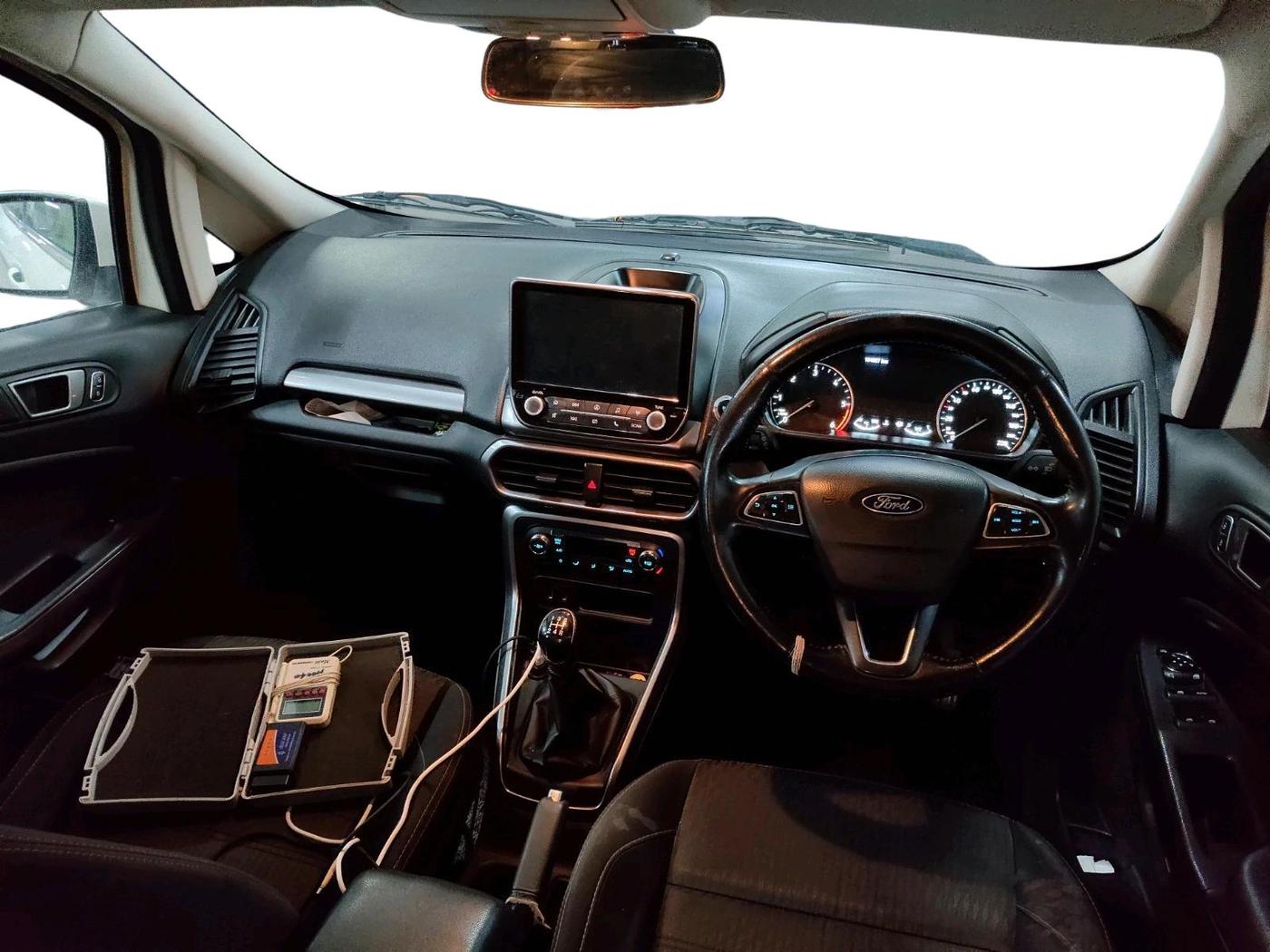 2019 Ford Ecosport TITANIUM 1.5L DIESEL, Diesel, Manual, 1,06,427 km, interior