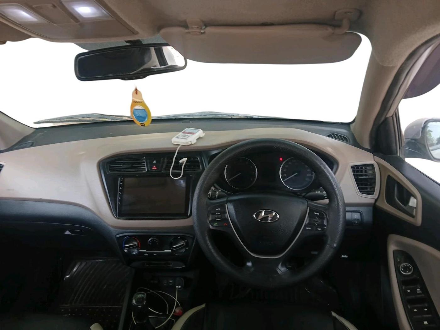 2016 Hyundai Elite i20 MAGNA 1.2, Petrol, Manual, 99,789 km, interior