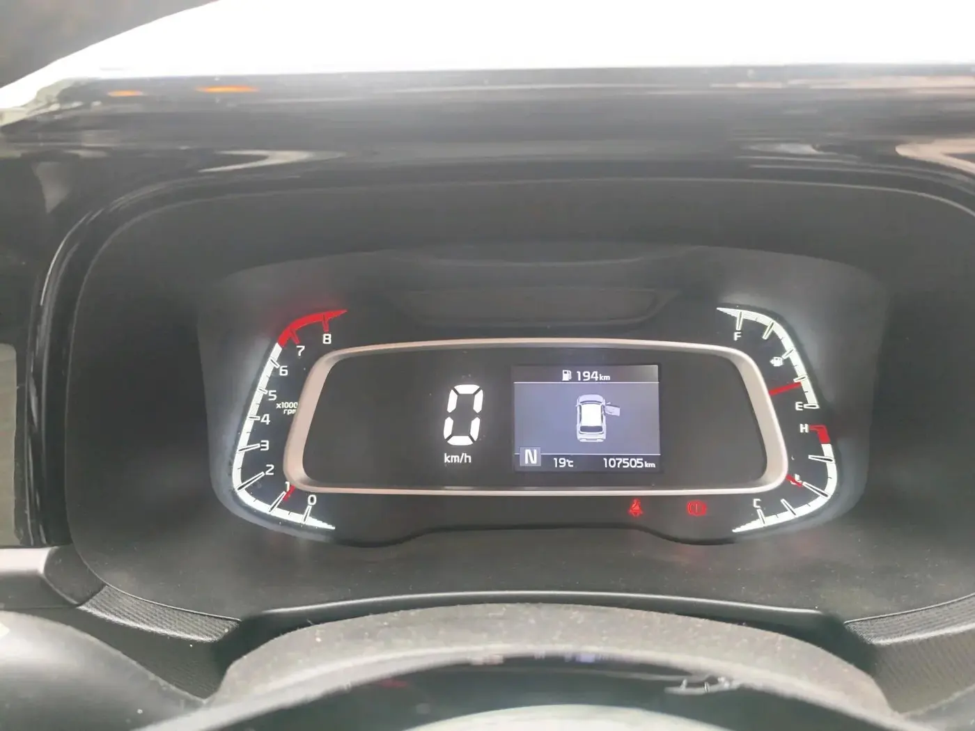 2021 KIA SONET HTX 1.0 IMT, Petrol, Manual, 1,13,000 km, interior