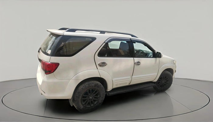 2015 Toyota Fortuner 3.0 4X2 MT, Diesel, Manual, 1,36,753 km, exterior