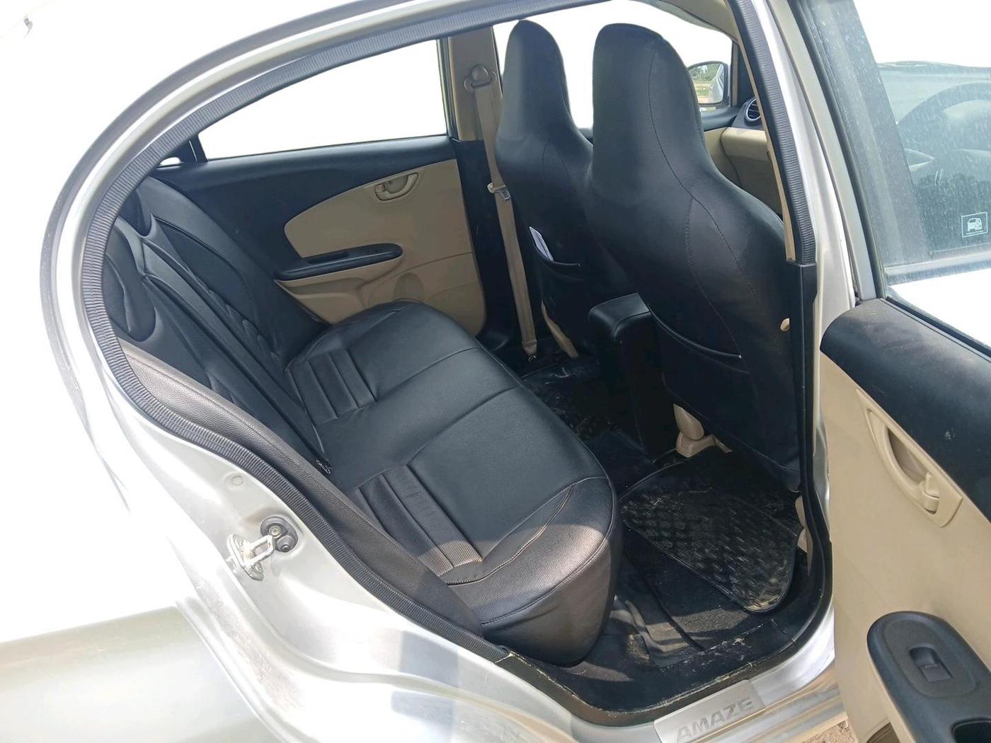2015 Honda Amaze 1.2L I-VTEC S, Petrol, Manual, 1,02,752 km, interior
