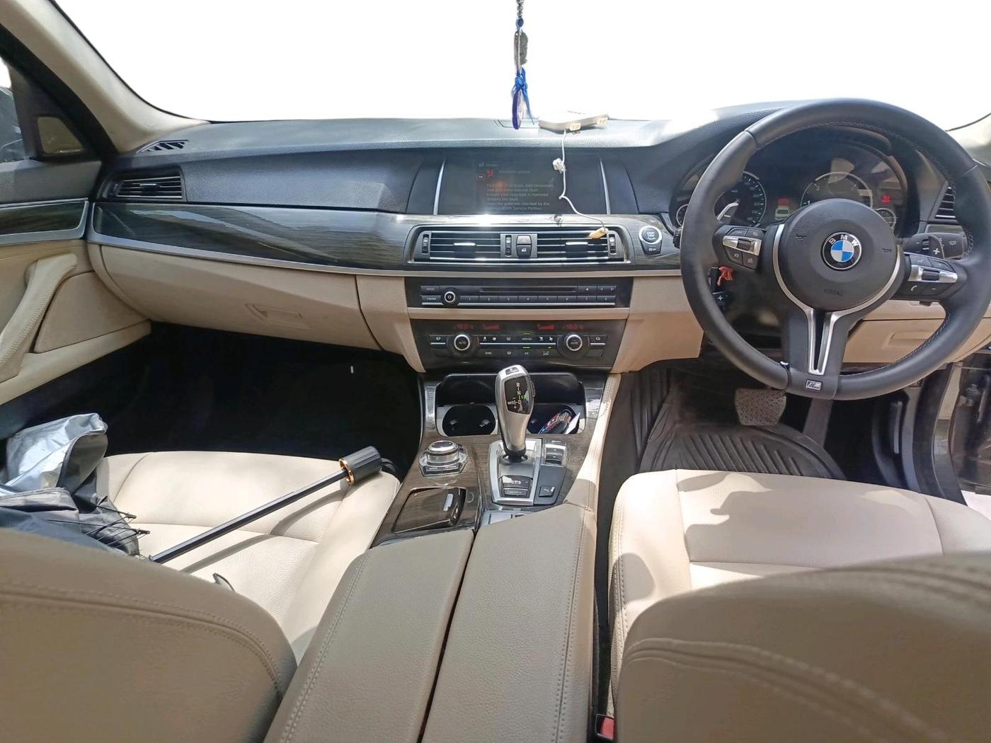 2013 BMW 5 Series 520D 2.0, Diesel, Automatic, 1,19,939 km, interior